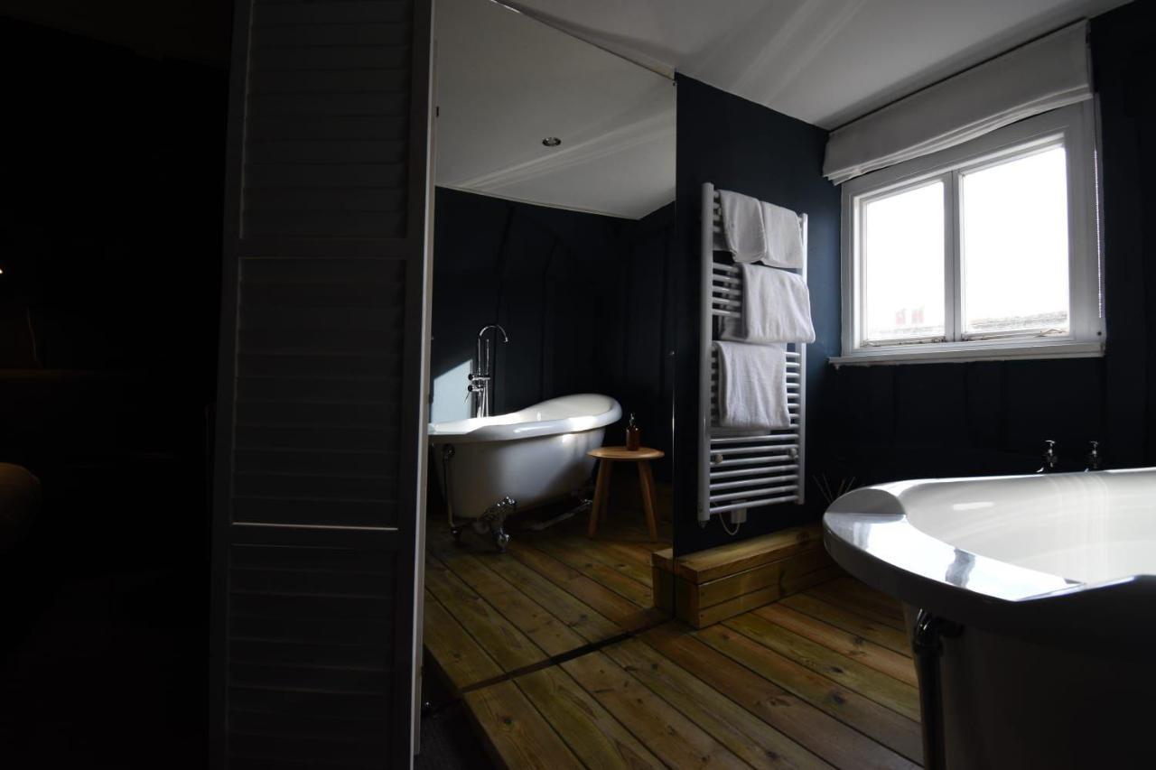 Whitehouse Rye Bed & Breakfast Екстериор снимка Bathroom