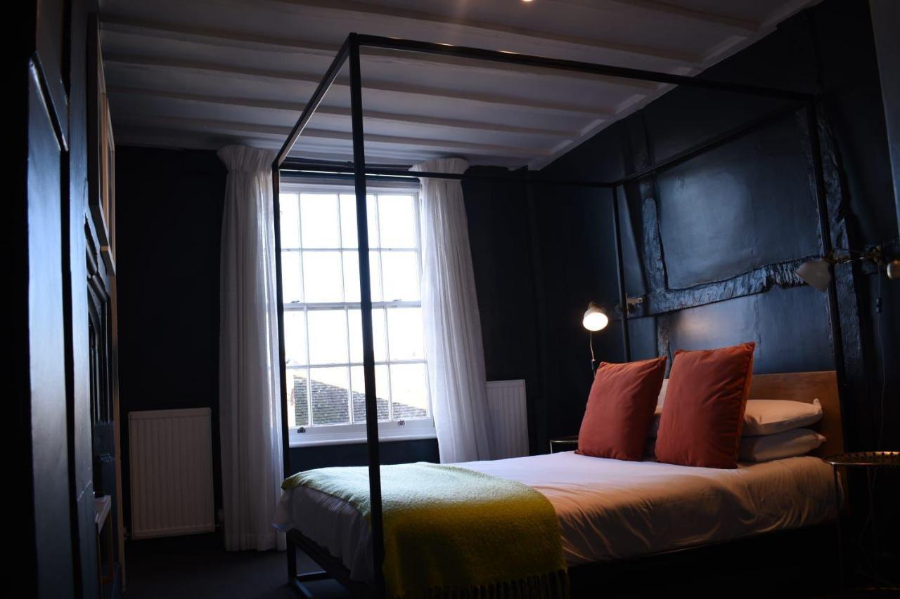 Whitehouse Rye Bed & Breakfast Екстериор снимка The bedroom at The Old House