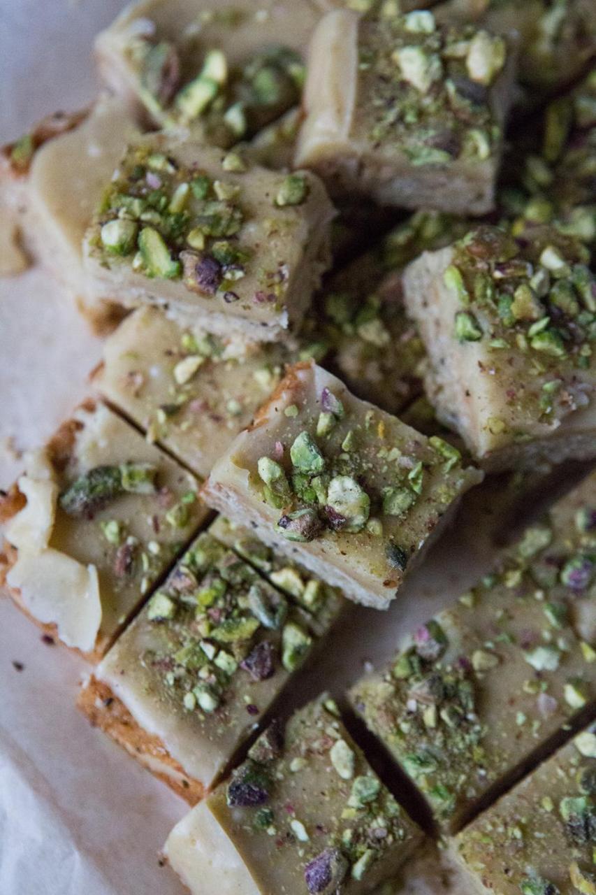 Whitehouse Rye Bed & Breakfast Екстериор снимка Pistachio halva